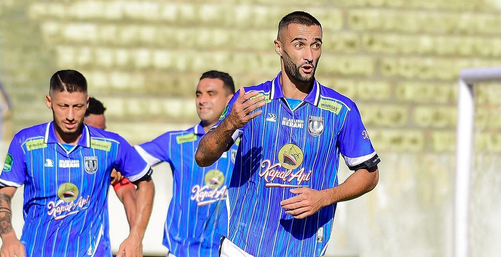 Enzo Celestine jadi salah satu peserta pesta gol dalam laga melawan Persewar (26/9) (Instagram Persibo Bojonegoro