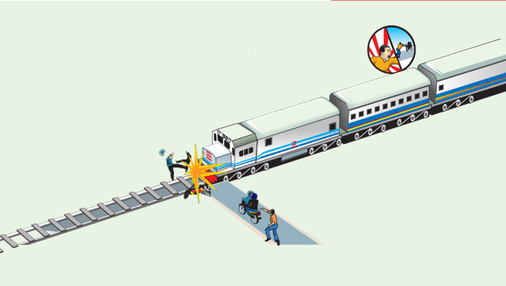 GRAFIS : Tertabrak Kereta Api. ( Ainur Ochiem/ Radar Bojonegoro)