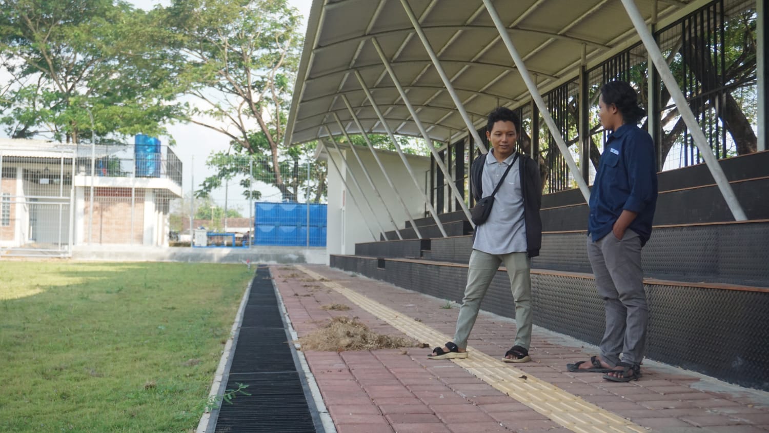 MANDIRI: Sport Center di Desa Dolokgede, Kecamatan Tambakrejo menjadi daya tarik tersendiri. (YUAN EDO/RADAR BOJONEGORO)