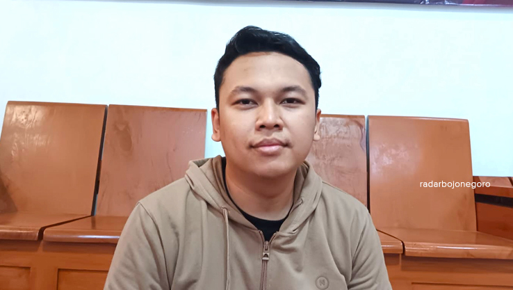 &lsquo;&rsquo;Debat jadinya 6 November pukul 19.00,&rdquo; Ariel Sharon, Koordiv Teknis Penyelenggaraan KPUK Bojonegoro. (IST/RADAR BOJONEGORO)