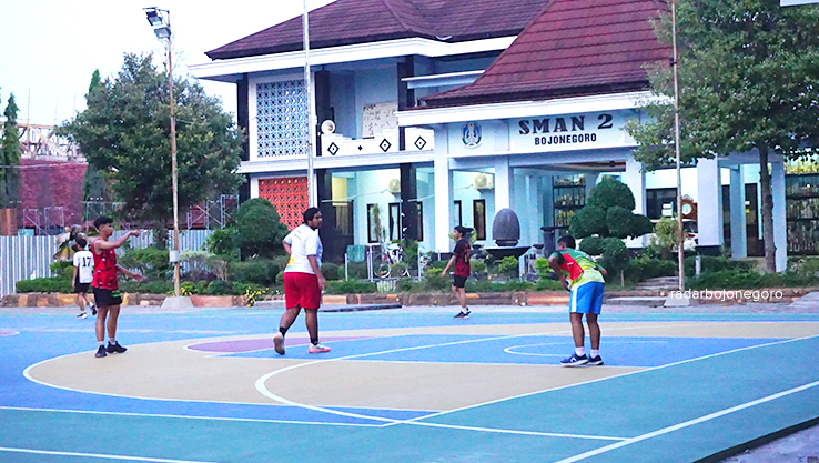 BAKAL BERUBAH NAMA: SMAN 2 Bojonegoro tahun depan bakal menjadi SMAN 2 Taruna Pamong Praja. Disiapkan anggaran Rp 27 miliar. (FARHAN REZA ARDIANSYAH/RADAR BOJONEGORO)