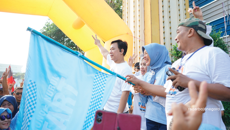 kampaye Pilkada Bojonegoro, dukungan terhadap pasangan calon (Paslon) Nomor 02 Setyo Wahono dan Nurul Azizah.