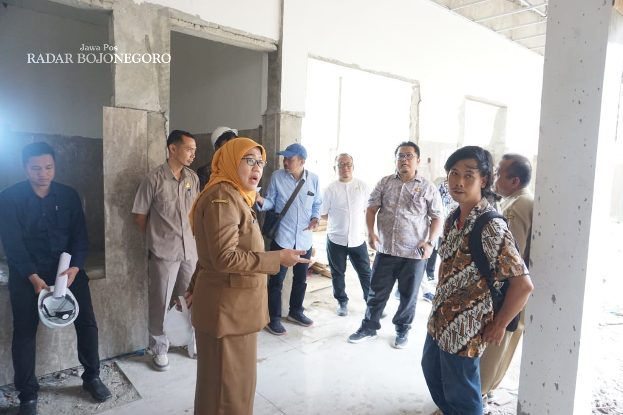 MANGKRAK: Proyek Puskesmas Tanjungharjo masih mangkrak belum bisa dimanfaatkan, DPRD evaluasi semua proyek di lingkup dinkes. (ISTIMEWA/RADAR BOJONEGORO)