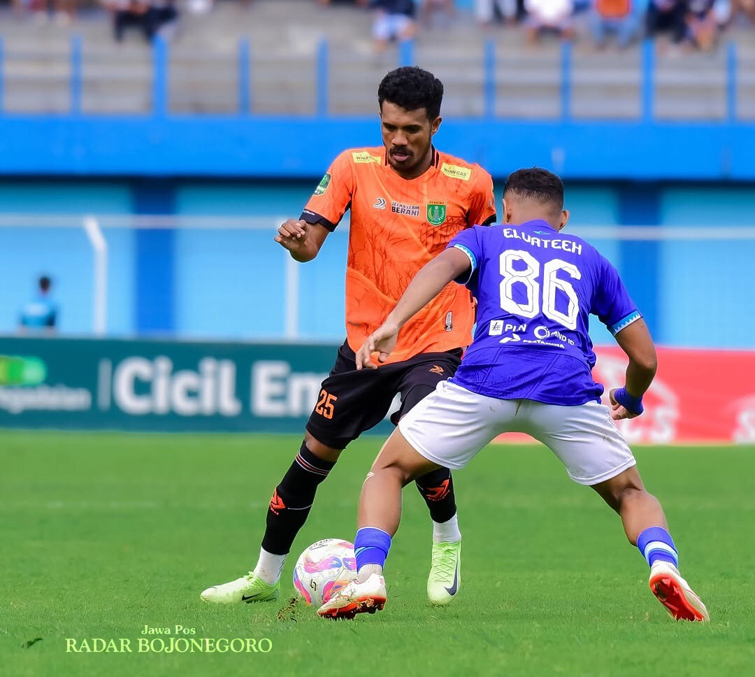 ZONA MERAH: Persibo berada di zona merah, setelah kalah 1-0 dari Persiku Kudus di Stadion Wergu Wetan pada Minggu (9/2). (ISTIMEWA/RADAR BOJONEGORO)