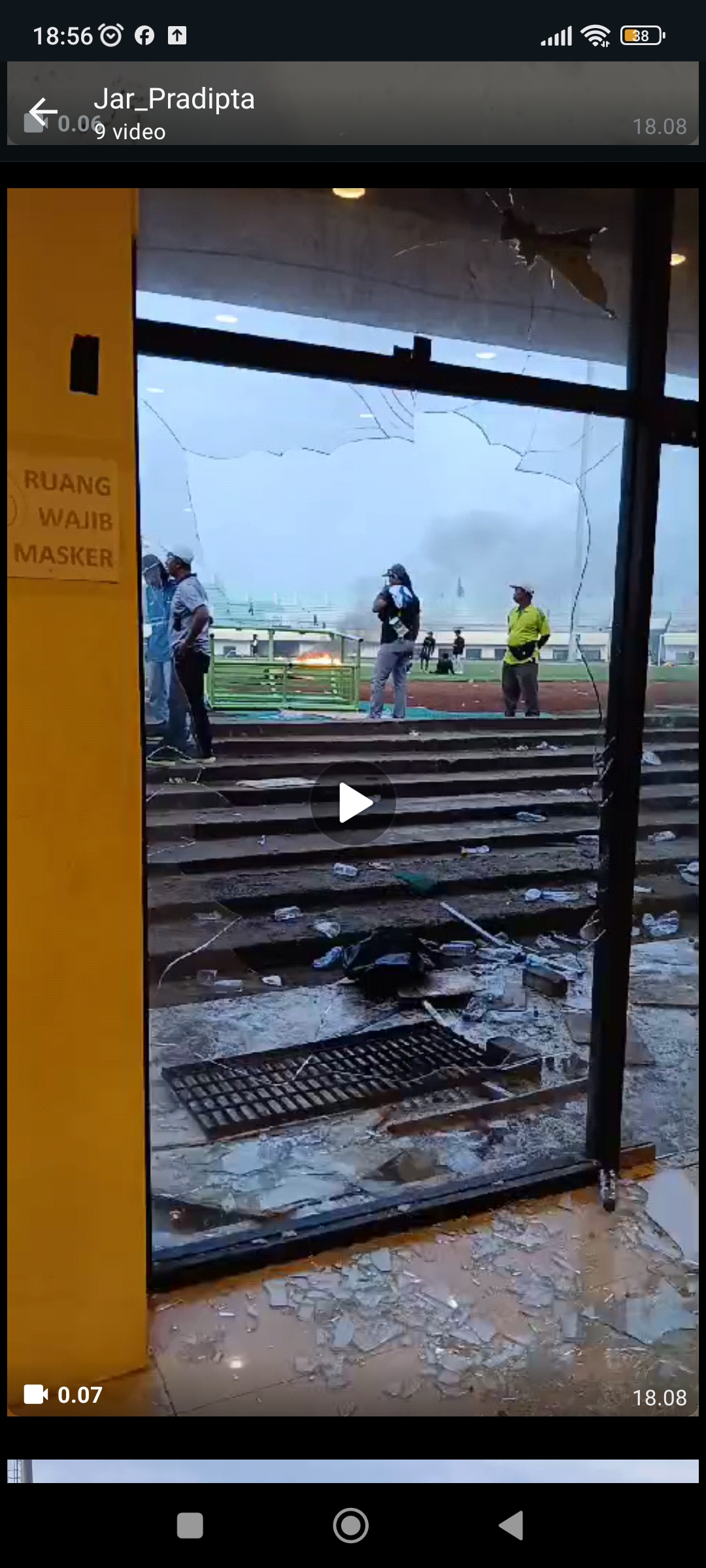 Kaca stadion Tuban Sport Center pecah akibat kerusuhan di pertandingan Persela vs Persijap.