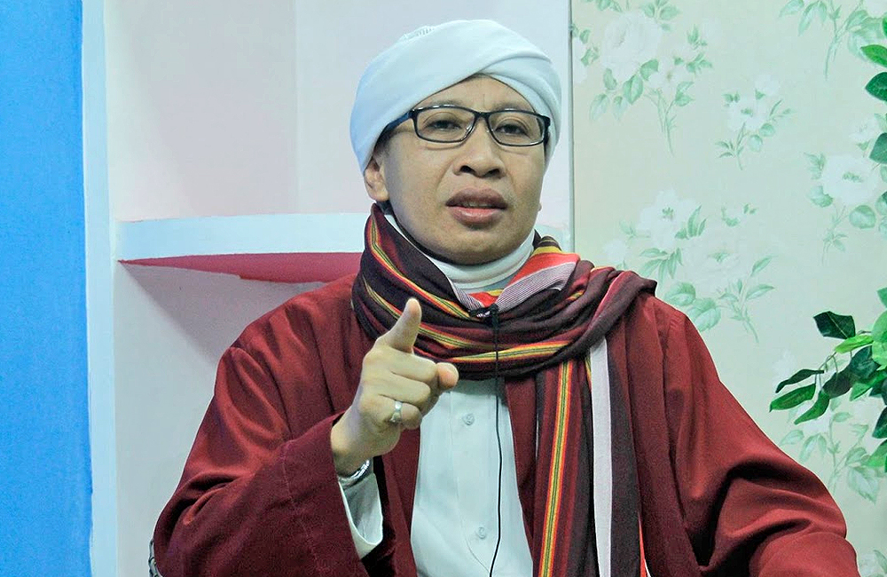 Buya Yahya jelaskan, bagaimana hukum onani di bulan suci Ramadan.
