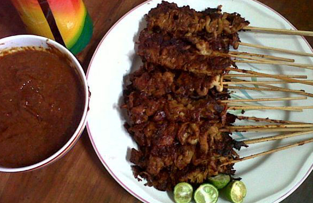 Masakan sate jamur tiram.