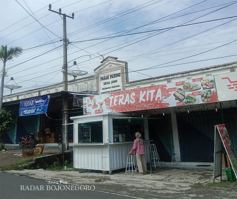 DIKELOLA DESA: Pasar Jono dikelola desa pasaran setiap Kliwon dan Pahing. (ISTIMEWA/RADAR BOJONEGORO)