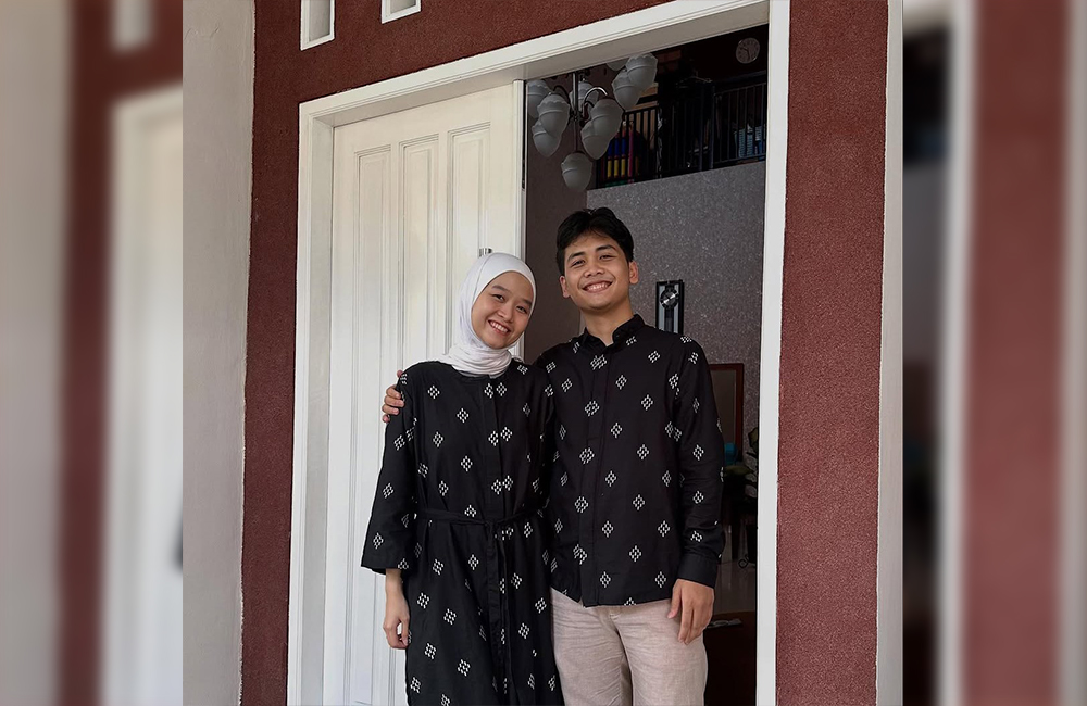 Alca Octavian, istri dari komika Bintang Emon umumkan kehamilan pertamanya melalui momen romantis di Instagramnya.