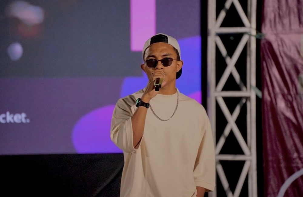 Faris Adam, sosok yang viral dengan lagu