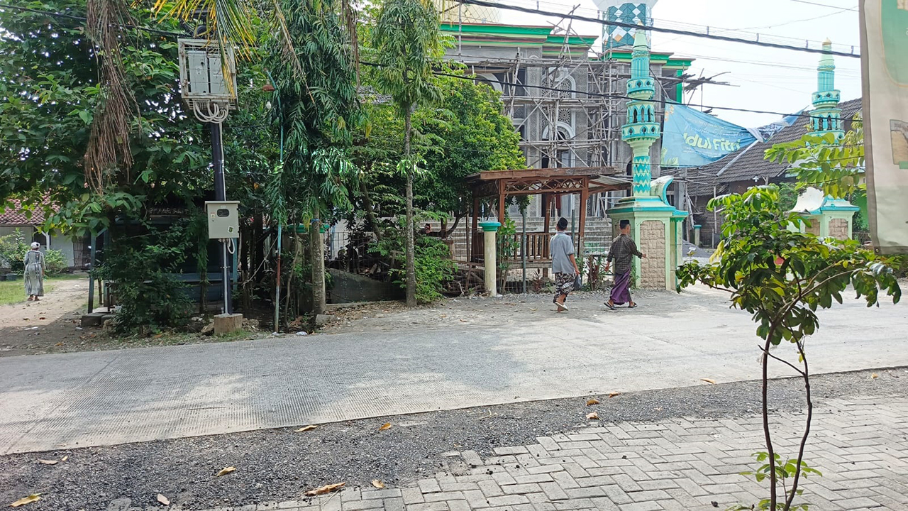 DESA SANTRI: Desa Sumbertlaseh, Kecamatan Dander memiliki 16 pondok pesantren. (YANA DWI KURNIYA WATI/RADAR BOJONEGORO)