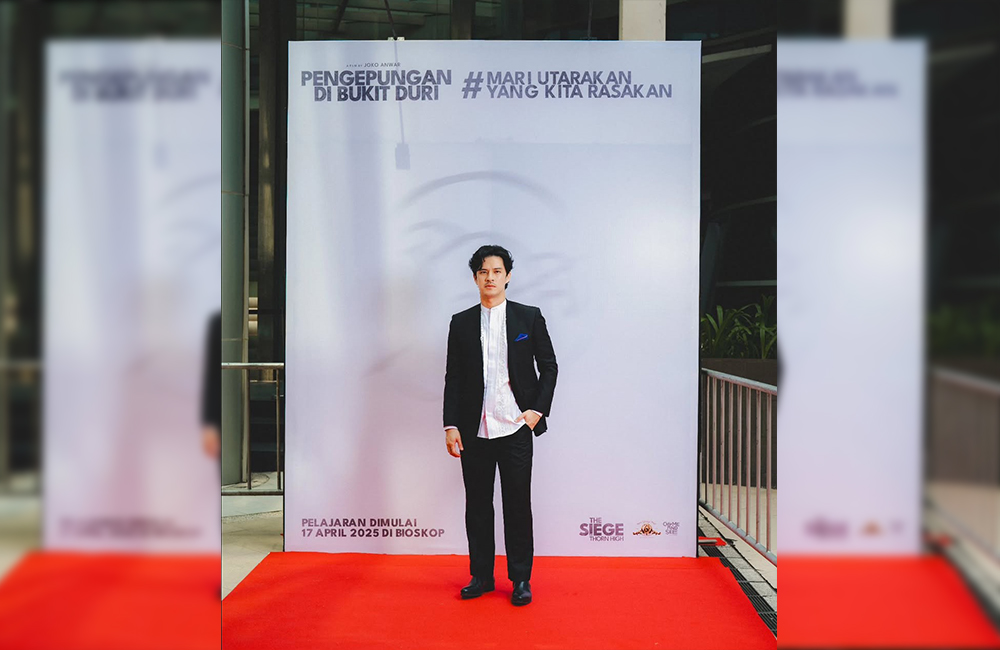Morgan Oey berperan sebagai Edwin yang menjadi simbol dari pencarian, pengorbanan, dan harapan dalam menghadapi kekacauan.