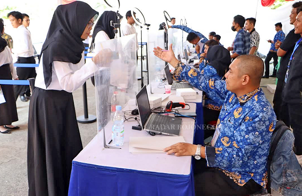 TES SKD: Ribuan peserta rekrutmen CPNS 2024 menjalani tes seleksi kompetensi dasar (SKD) di Universitas Bojonegoro (Unigoro) pada Oktober 2024 lalu.