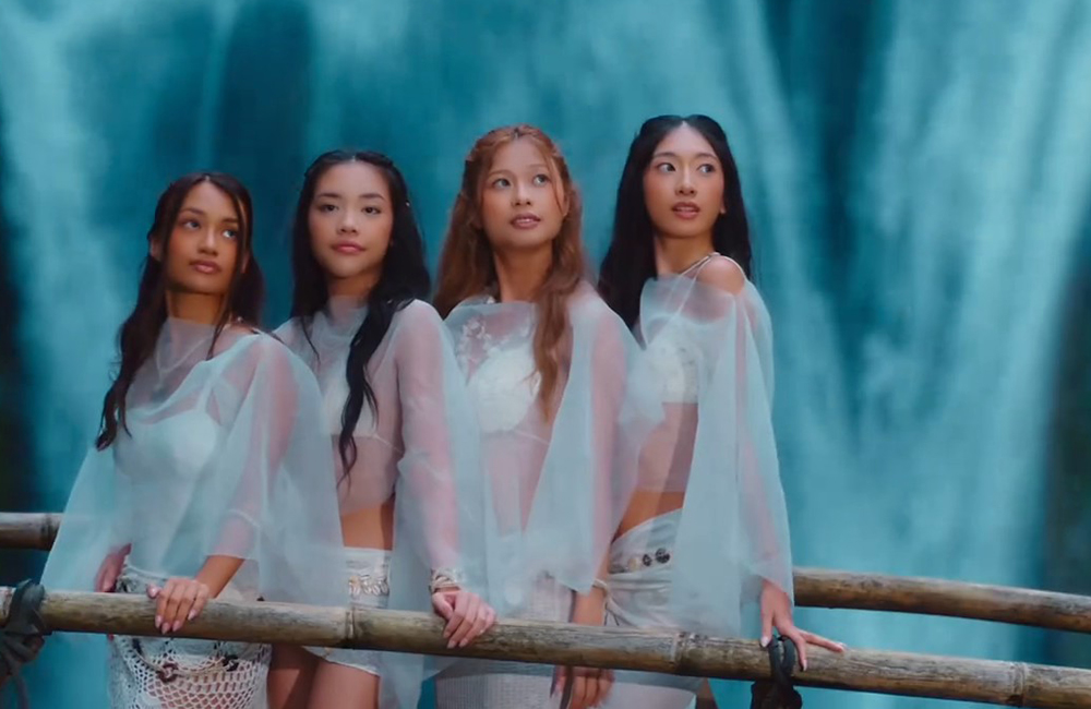 potret debut pertama girl group No Na