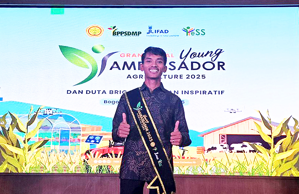 INSPIRATIF: Adi Latif Mashudi dinobatkan sebagai Duta Pertanian 2025.