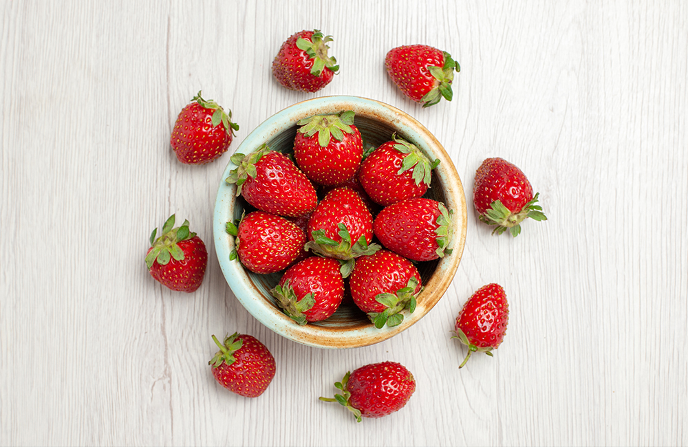 Strawberry memiliki banyak manfaat bagi kecantikan dan kesehatan tubuh