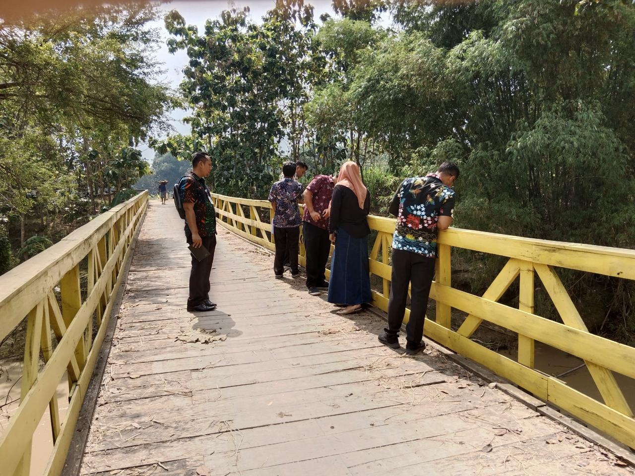 BANJIR: Tim Gabungan melakukan pengecekan di beberapa titik
