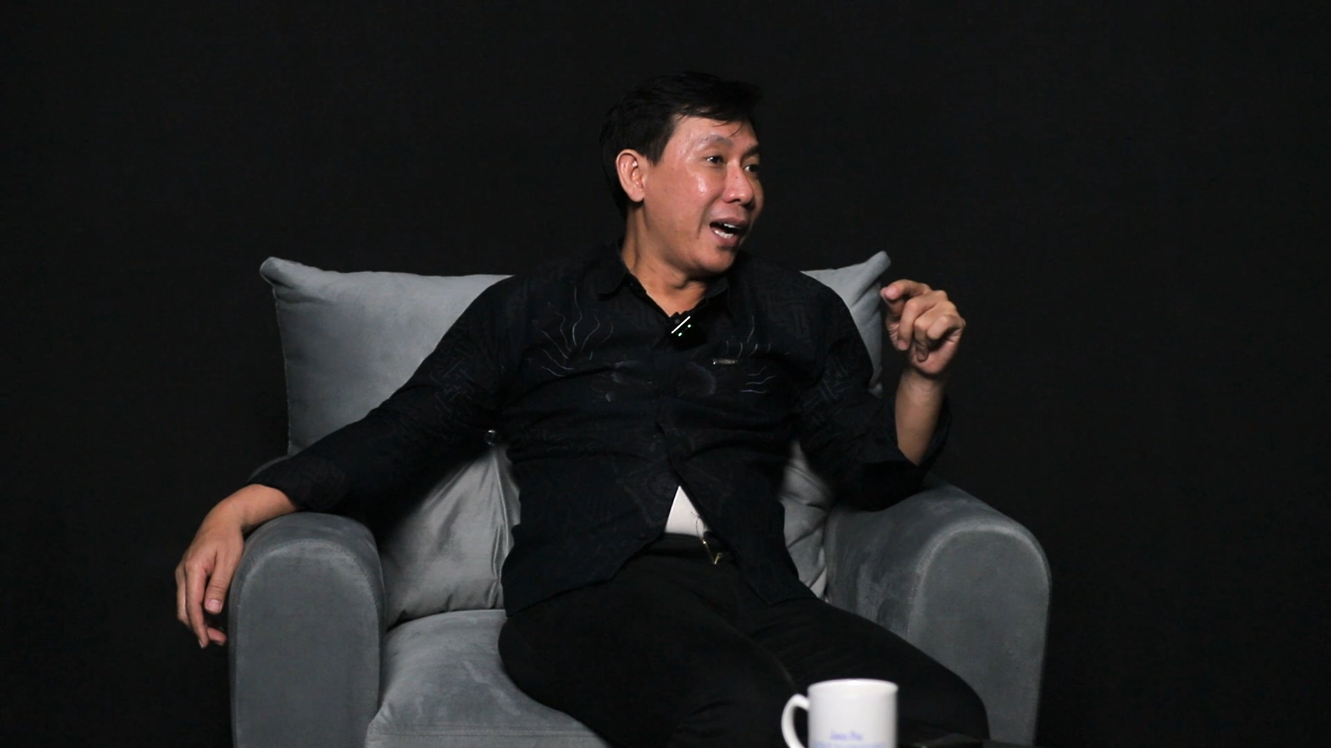 Sukur Priyanto Saat Hadir di Podcast Radar Bojonegoro (YUAN EDO/RADAR BOJONEGORO)