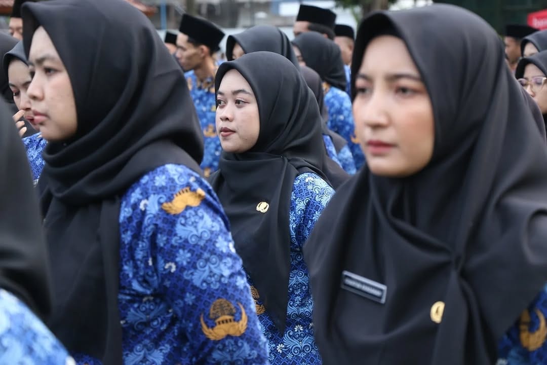 ASN: ASN Bojonegoro setelah menerima SK dari Bupati Bojonegoro