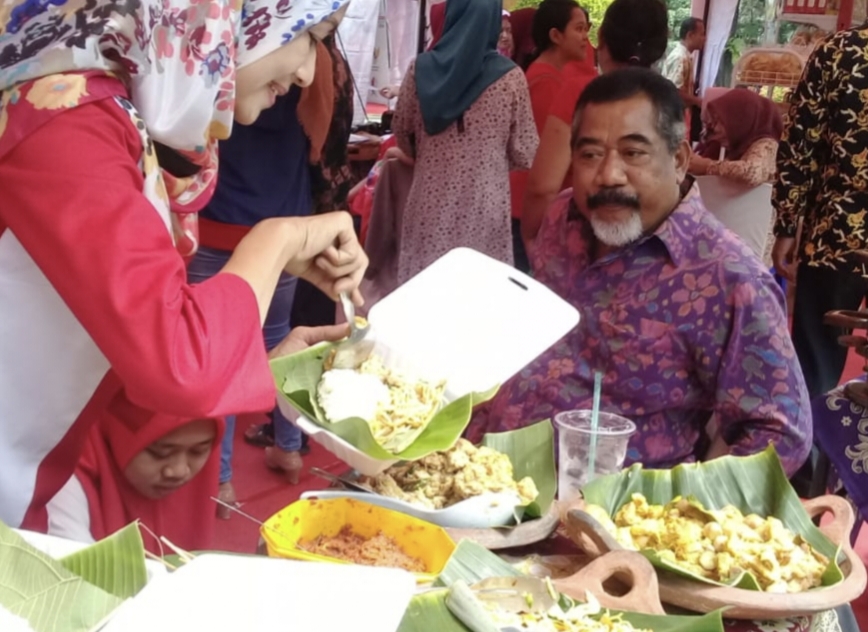 Kuliner khas Bojonegoro, nasi buwohan.