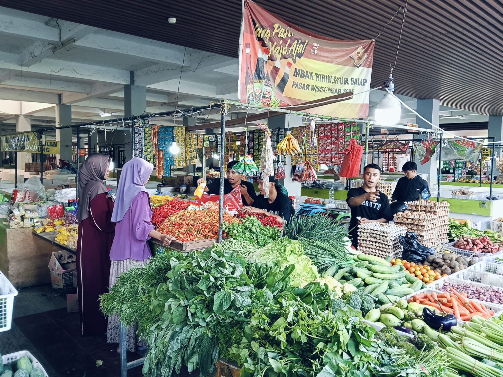 PASAR: Suasana Pasar WIsata selama libur panjang Hari Raya Idul Adha 1446 H.