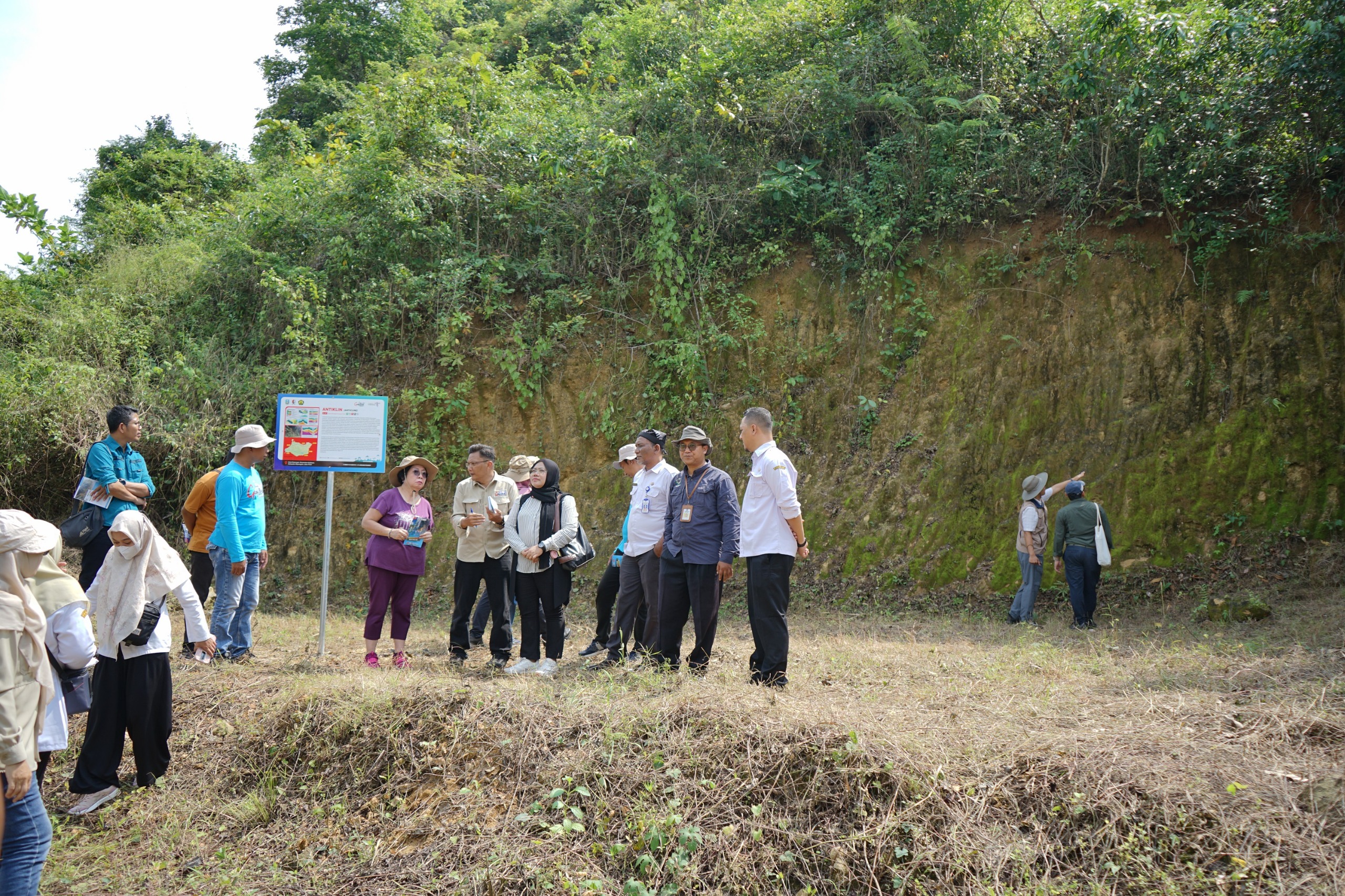 Revalidasi geopark nasional Bojonegoro untuk memperoleh pengakuan UNESCO Global Geopark (UGGp) dimulai 10 hingga 14 Juni 2025.