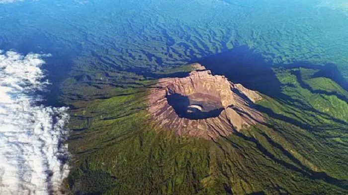 ERUPSI: Gunung Raung berstatus Waspada (Level II)