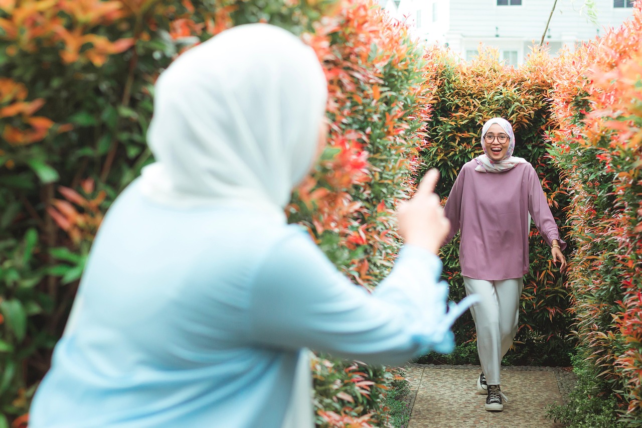 Perempuan shalihah.