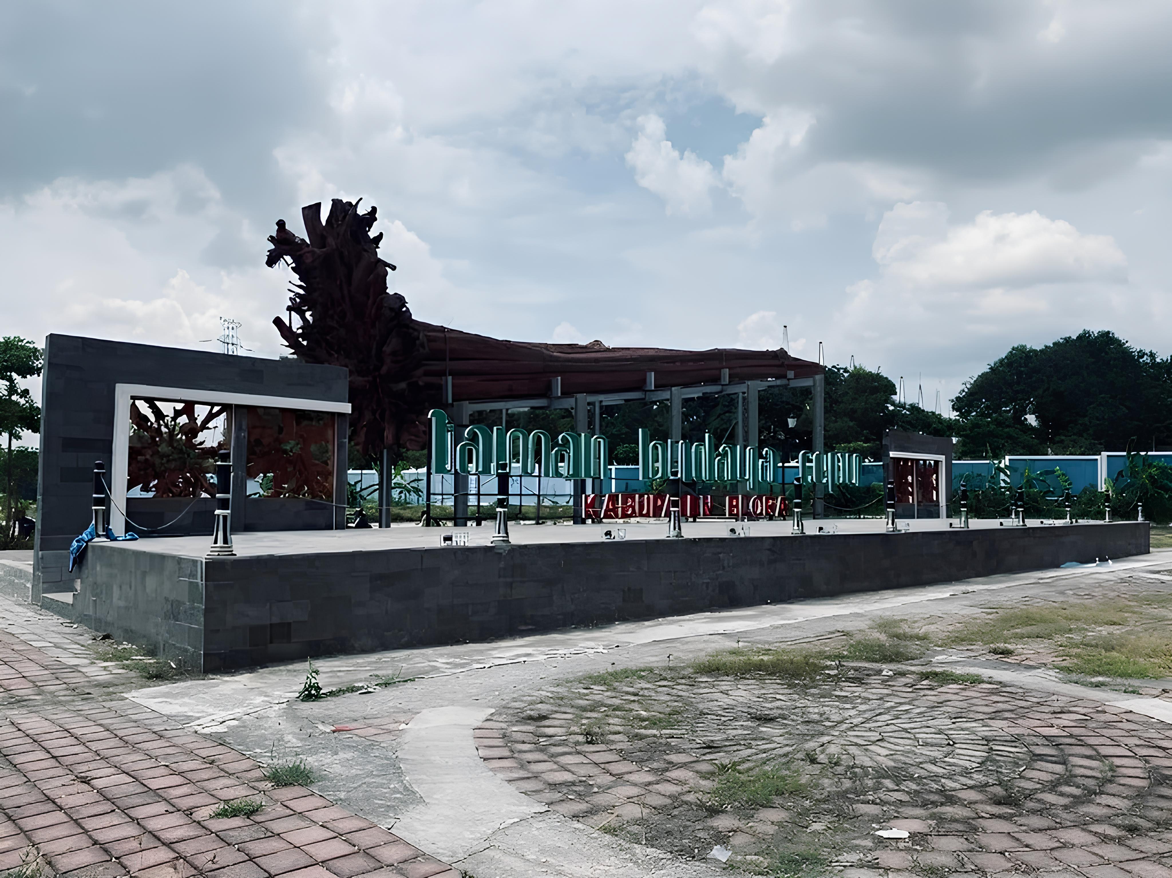 BELUM RAMPUNG : Taman Budaya Cepu ini sudah habiskan dana Rp 2,5 miliar.
