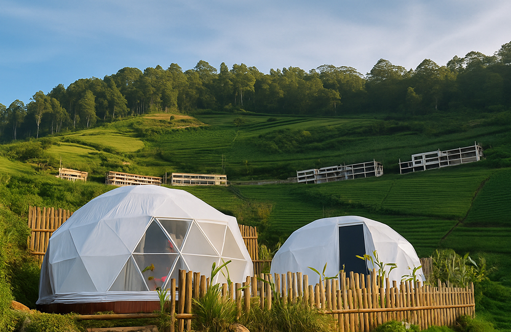 Rekomendasi glamping kece di Jawa Timur.