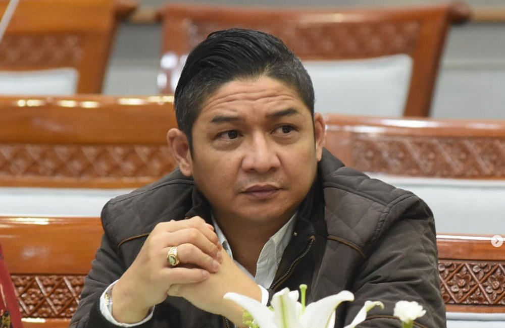 Pasha Ungu atau Sigit purnomo said,S.AP