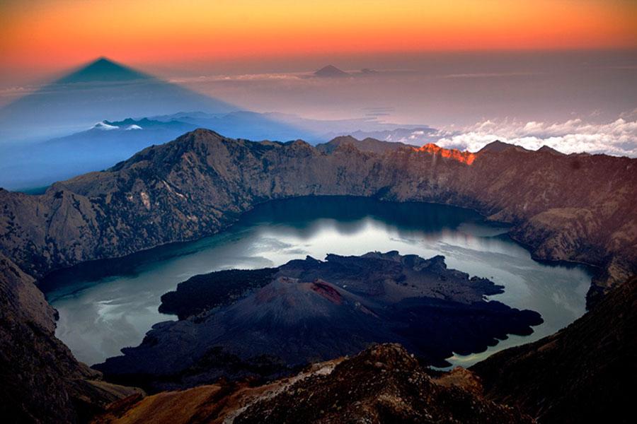 PESONA: Gunung Rinjani berlokasi di Lombok, Nusa Tenggara Barat.
