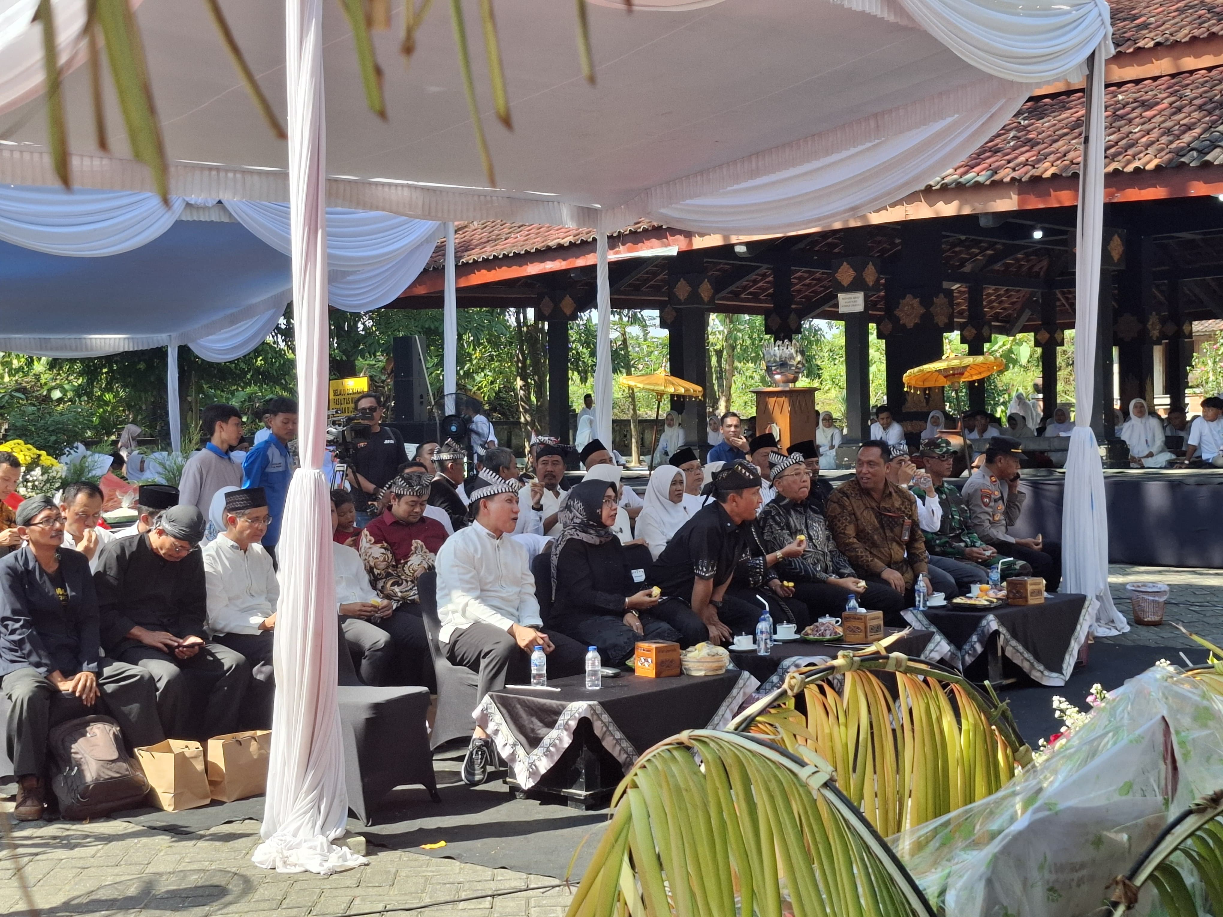 (DEWI SAFITRI/RADAR BOJONEGORO)