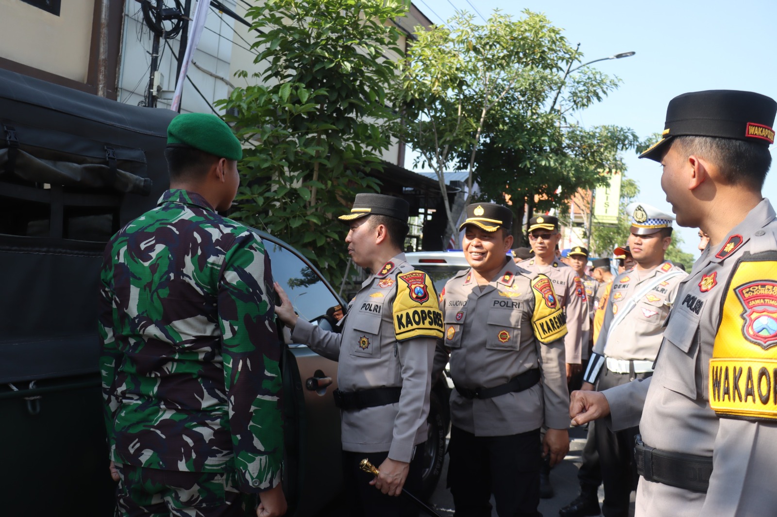 OPERASI: Kapolres Bojonegoro AKBP Afrian Satya Permadi memimpin operasi Patuh Semeru. Meminta semua anggotanya untuk menjaga integritas Institusi Polri. (ISTIMEWA/RADAR BOJONEGORO)