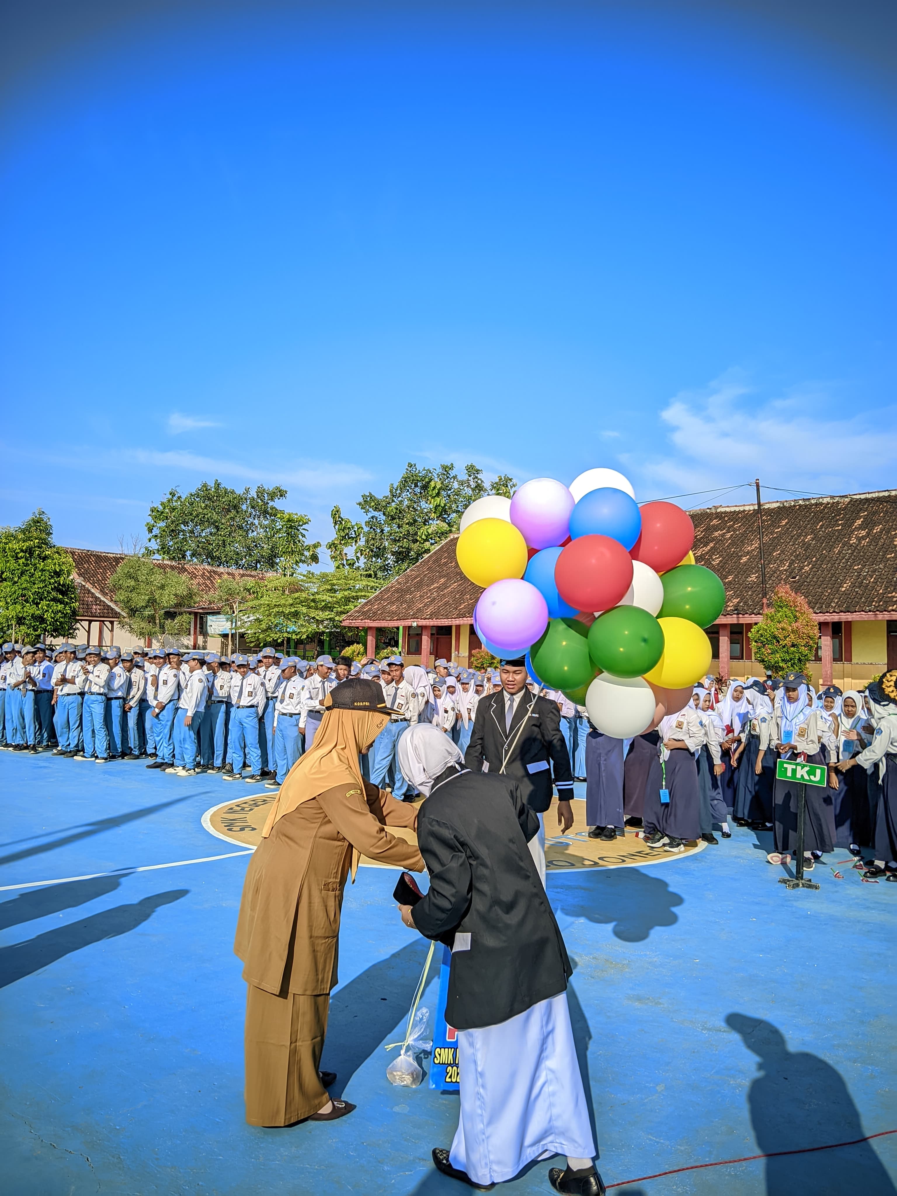 MPLS : Siswa SMKN Sugihwaras menjalani MPLS dengan antusias.