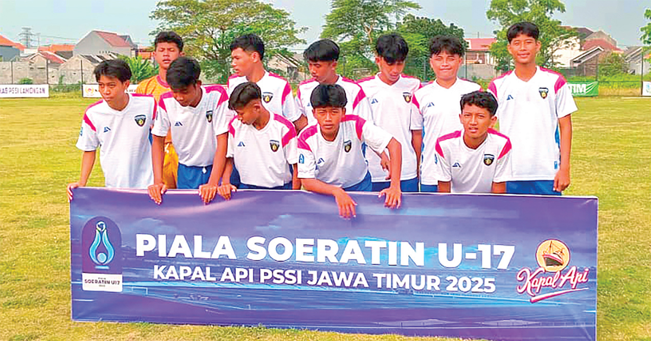 BELUM PERNAH MENANG: Bojonegoro FC U-17 di Piala Soeratin U-17 Jatim musim ini terpuruk di dasar klasemen grup C dengan 1 poin dan tanpa kemenangan dari tiga pertandingan. (ISTIMEWA/RADAR BOJONEGORO)