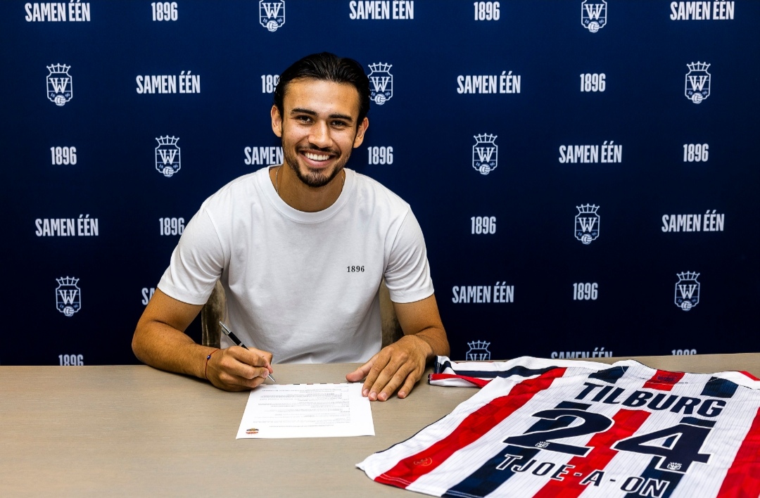 Nathan Tjoe-A-On resmi kembali ke Liga Belanda gabung dengan Willem II.