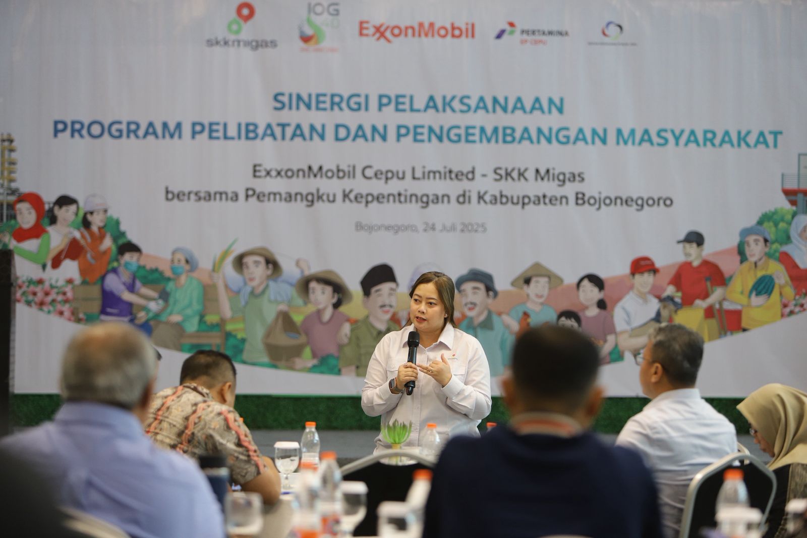 Perwakilan SKK Migas wilayah Jabanusa, Cindy Koeshardini saat acara sinergi Program Pelibatan PPM.