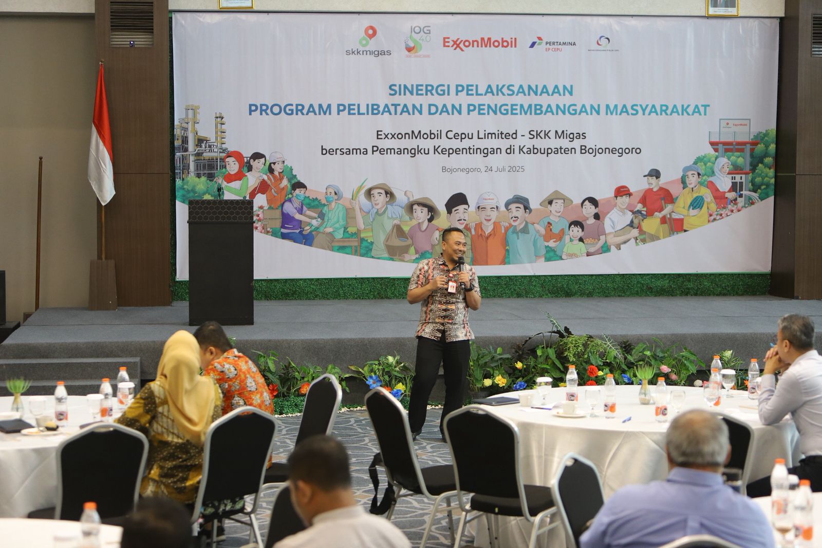 Kepala Bappeda Bojonegoro, Achmad Gunawan saat memaparkan arah pembangunan dengan pelibatan multipihak yang berkelanjutan.