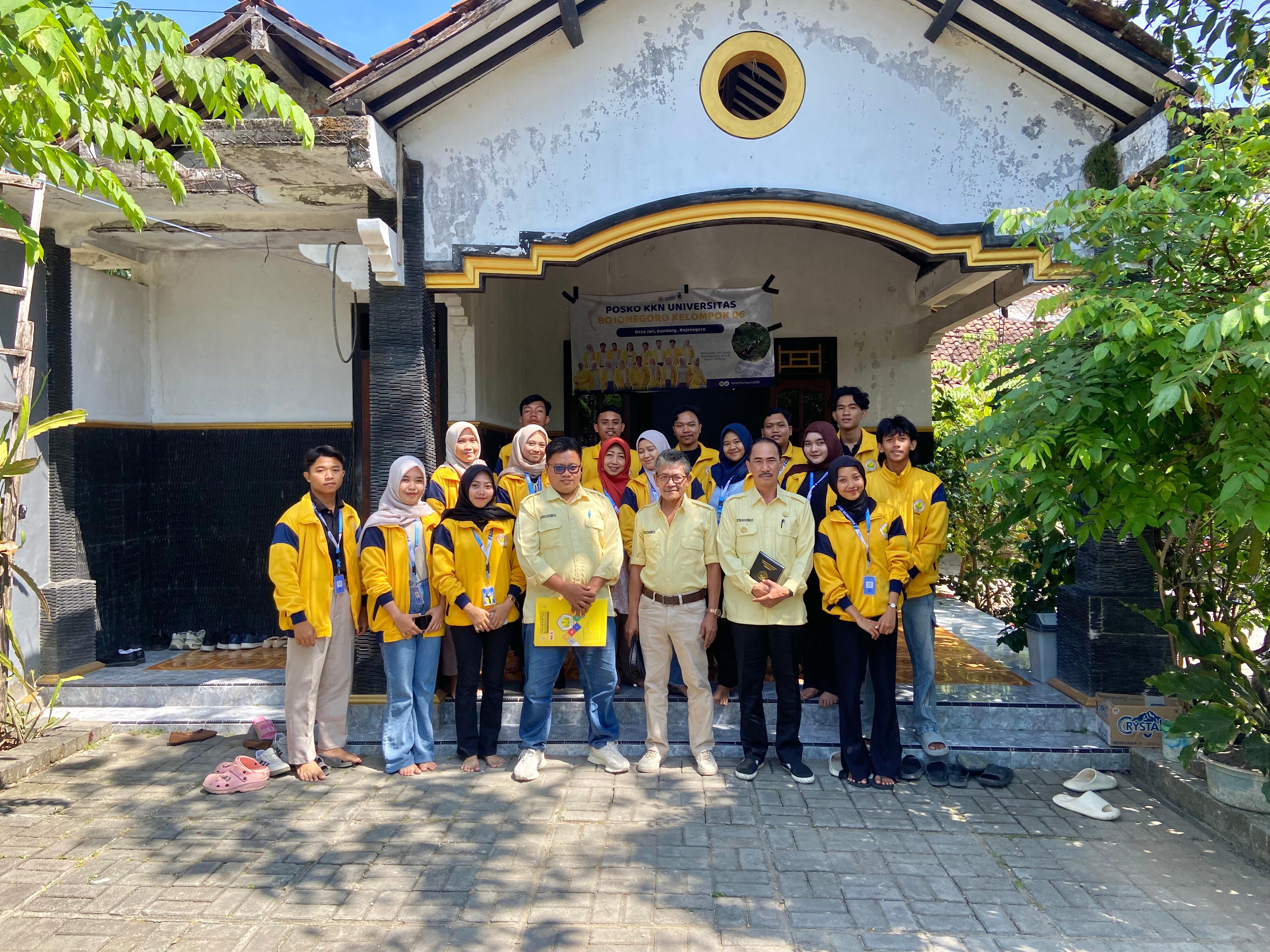 Kegiatan monitoring dan evaluasi (monev) kelompok 6 KKN-TK Unigoro.