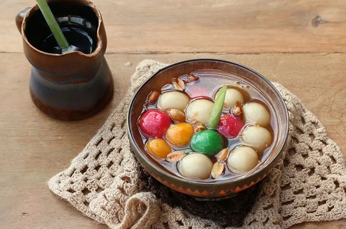 Ilustrasi wedang ronde.