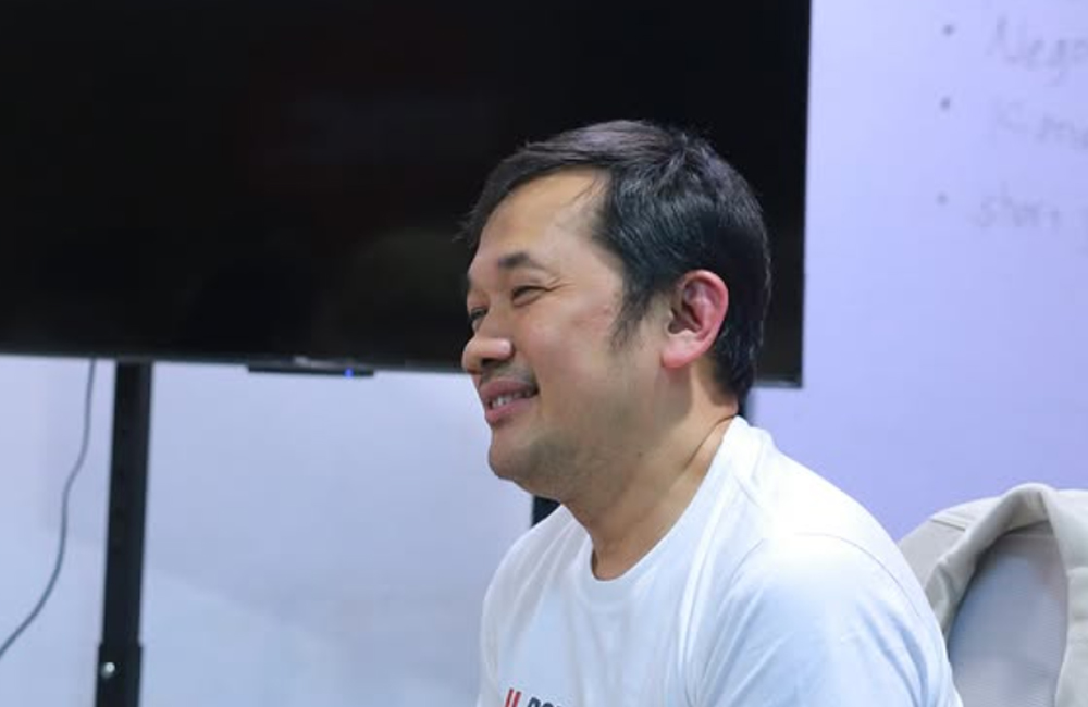 Sutradara Hanung Bramantyo.