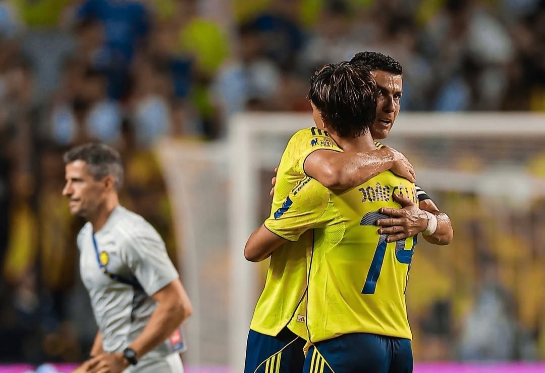 Cristiano Ronaldo dan Joao Felix merayakan kemenangan yan tidak mudah ketika melawan Al Ittihad di Semifinal Piala Super Saudi.
