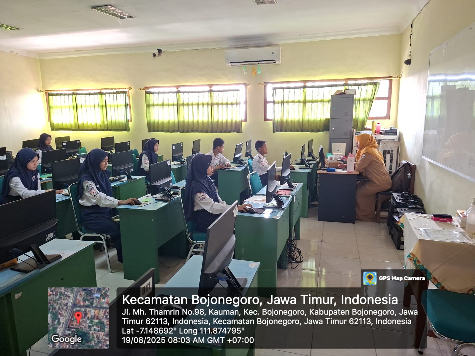 UJI COBA: Pelaksanaan geladi bersih ANBK di SMPN 1 Bojonegoro minggu lalu.