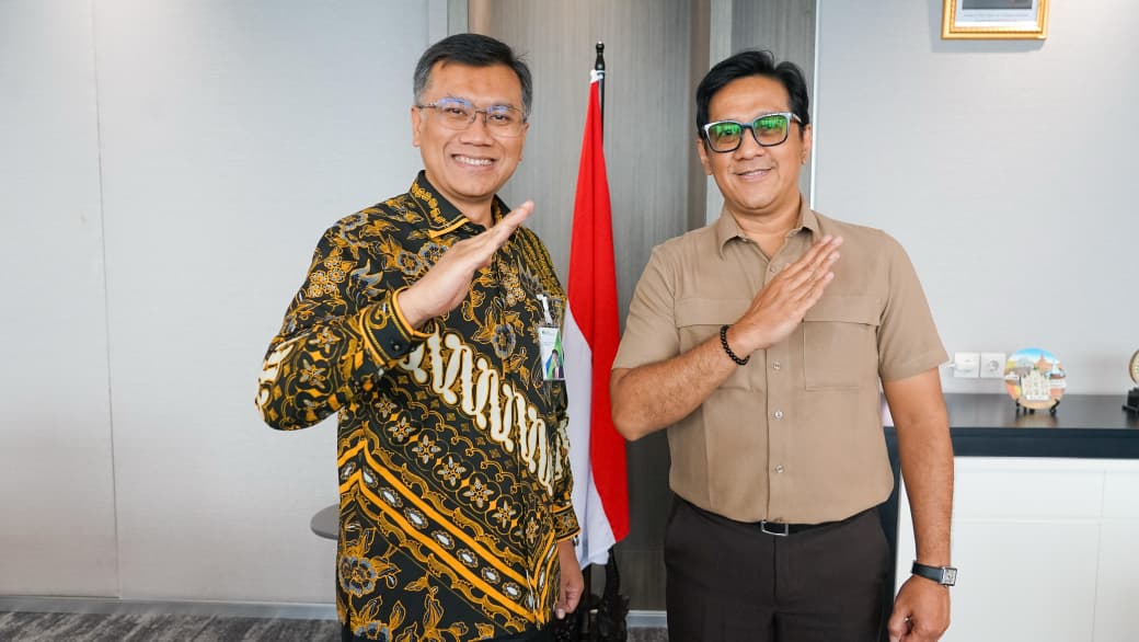 ANDAI TAU DULUAN: Andre Taulany  bertemu Direktur Utama BPJS Ketenagakerjaan  Pramudya Iriawan Buntoro.