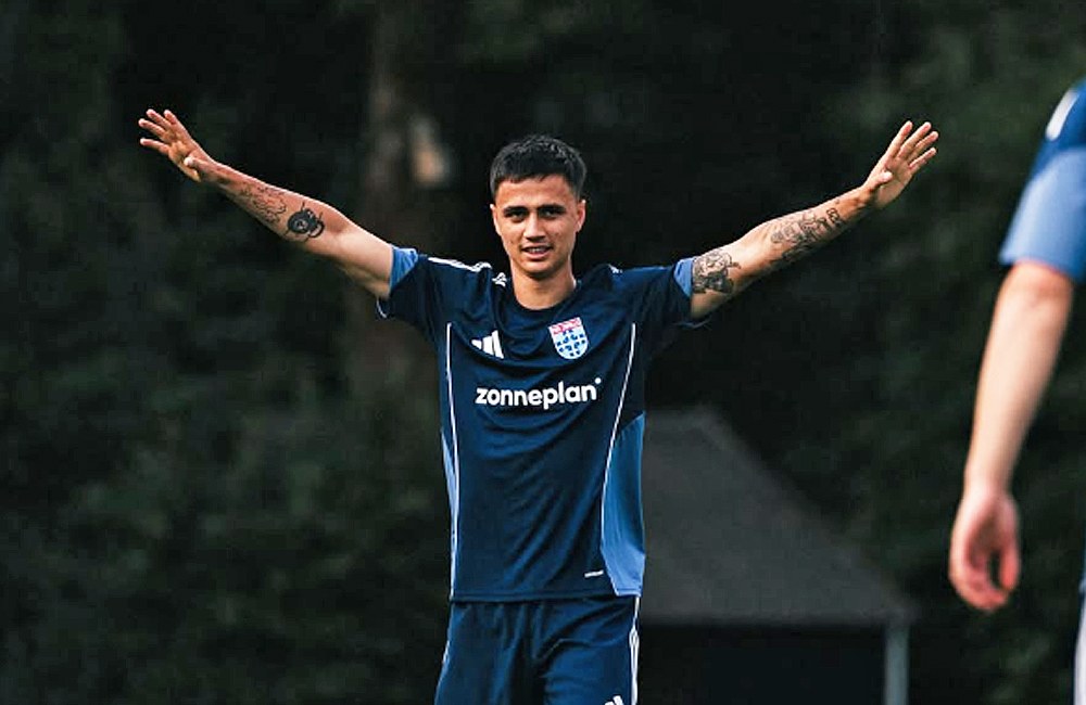 Elliano Reijnders saat menjalani latihan bersama PEC Zwolle.