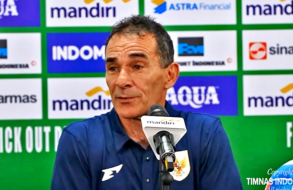 Gerald Vanenburg usai laga melawan Korea Selatan, Selasa (9/9).