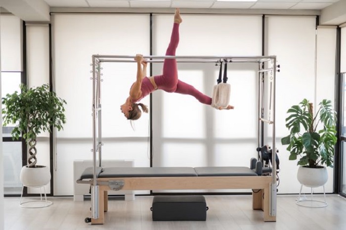 Ilustrasi olahraga pilates.