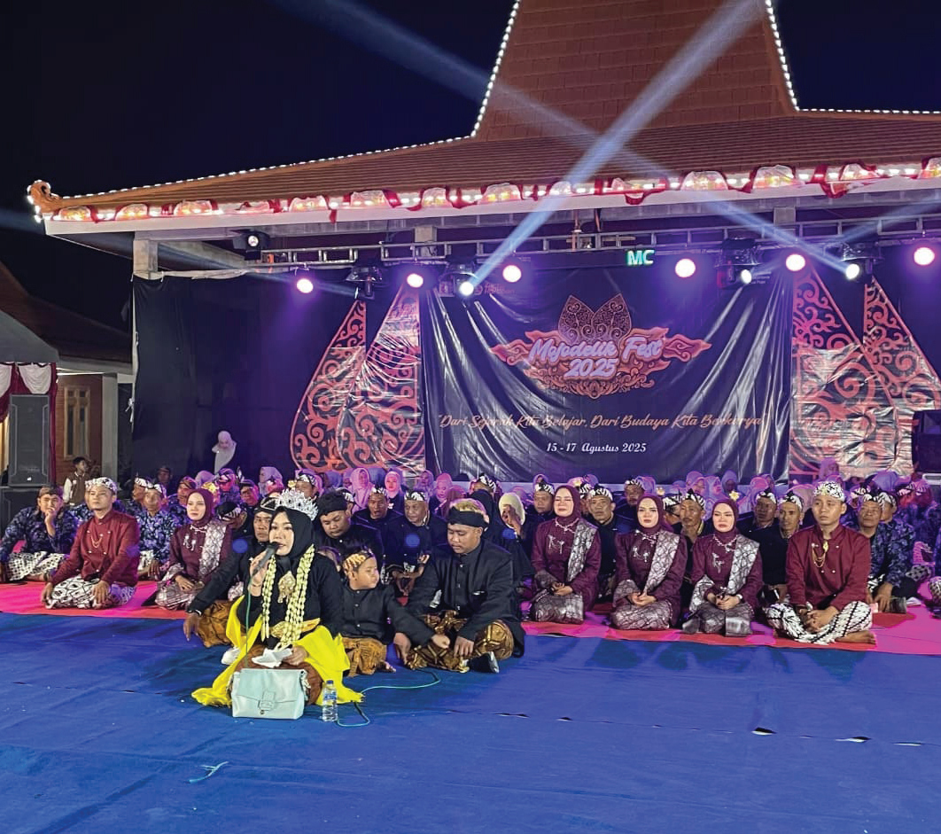 MOJODELIK FEST: Peringatan HUT RI ke 80 dan peresmian balai desa baru, dilengkapi rangkaian pertunjukan selama 3 hari.