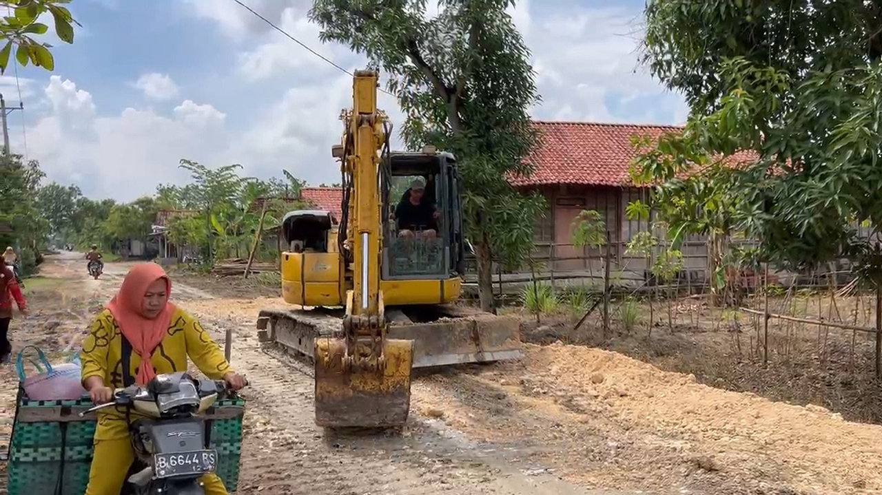 INFRASTRUKTUR: Proses pembangunan ruas Jalan Cabak-Bleboh tahun ini menggunakan anggaran dari Inpres Jalan Daerah.